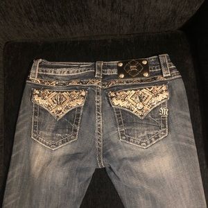 Miss Me Boot Cut Jeans! Size 29x32.